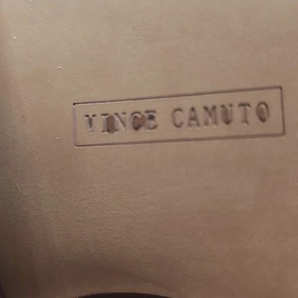 A Vince Camuto womens Olive Green ankle boots size 6W - Picture 14 of 15